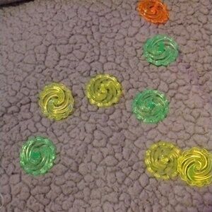 Toy table top spinners